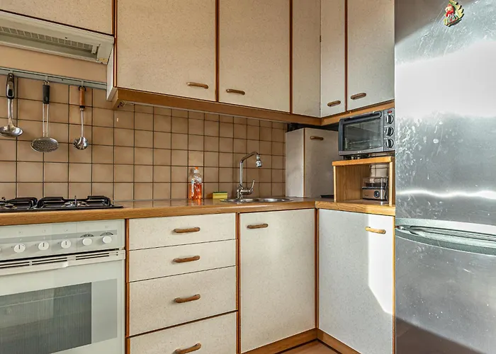 Cozy 1br & Living Near Wiener Stadthalle Апартаменти Відень