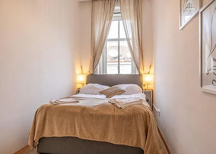 Апартаменти Cozy 1br & Living Near Wiener Stadthalle *