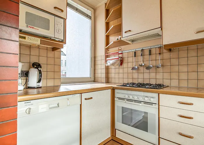 Cozy 1br & Living Near Wiener Stadthalle Апартаменти