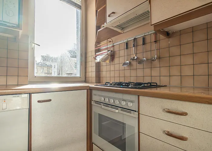 Cozy 1br & Living Near Wiener Stadthalle